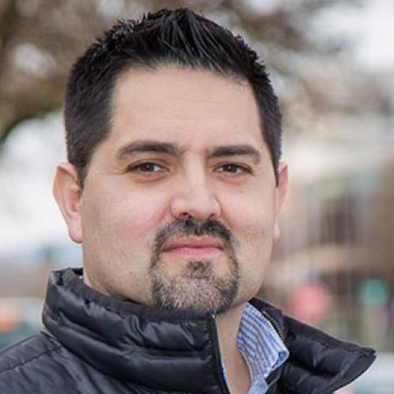 Dr Salvador Hernandez